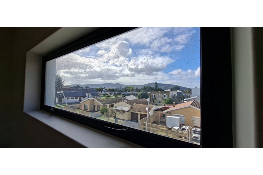 2 Bedroom Property for Sale in Vasco Estate Western Cape